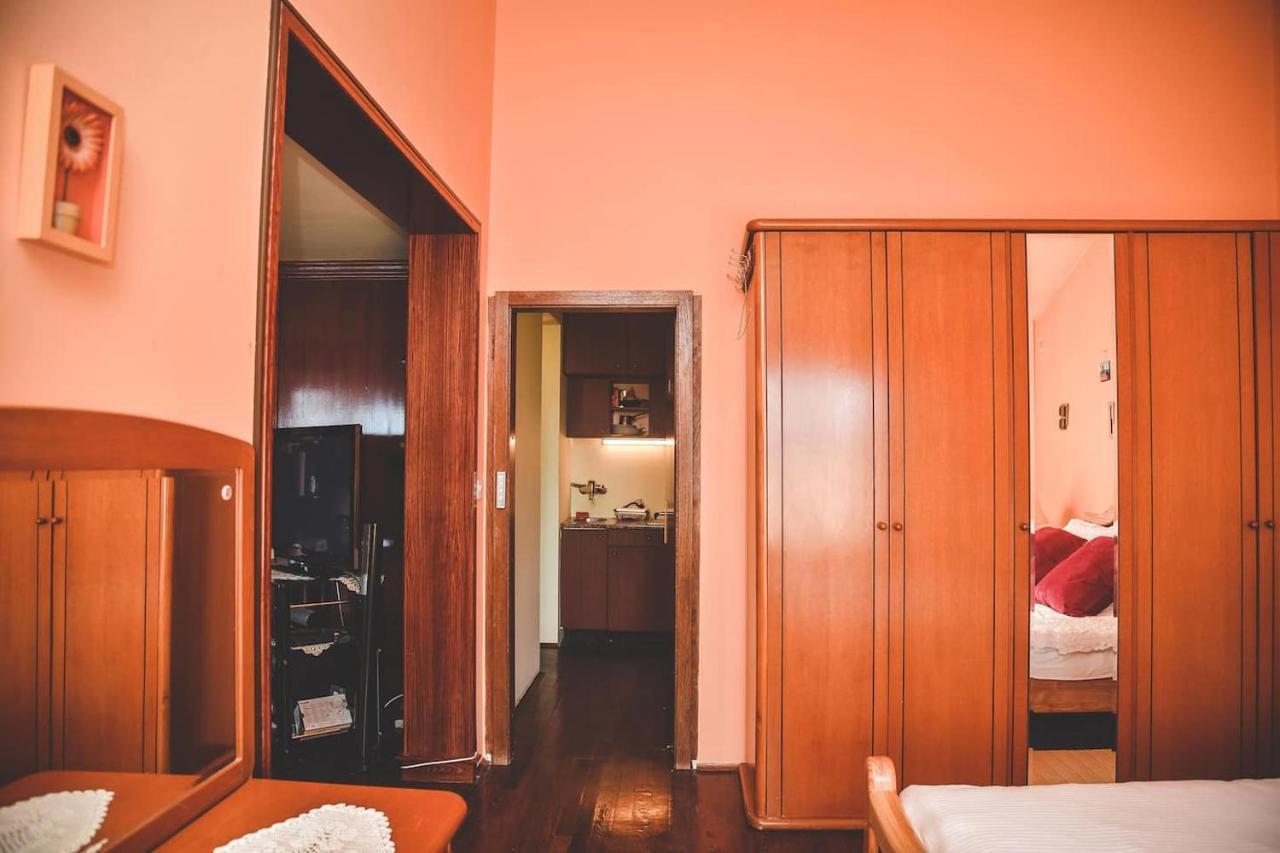 Apartment And Room Tacy Opatija Exterior foto
