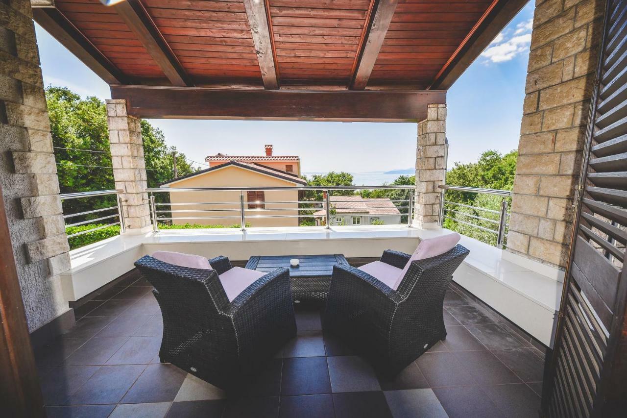 Apartment And Room Tacy Opatija Exterior foto